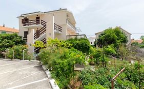 Apartment Damir